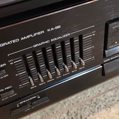 Kenwood The Kenwood KA-88 + KT-58 digital quartz-synthesizer AM/FM stereo tuner 1986 - Black image 6