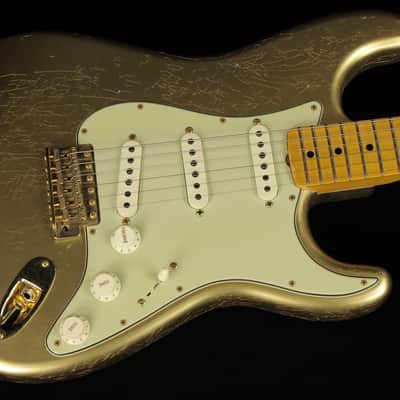 Fender Fender 1962 Stratocaster Relic Limited Edition 2022 2022 - Aged Atzec Gold image 2