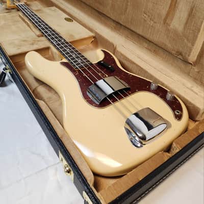 Fender Custom Shop 1966 Precision Bass Journeyman Relic, AAA Birdseye Maple Neck, Aged Desert Sand, w/HSC image 2