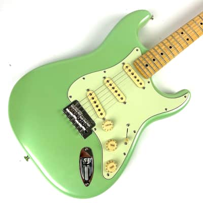 2024 Fender Stratocaster 70th Anniversary MIM - Surf Pearl image 2