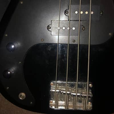 Samick P Bass 80s Gloss Black ( Left handed ) image 6