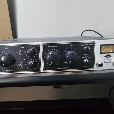 Universal Audio LA-610 Tube Channel Strip 2000s - Gray / Black image 3