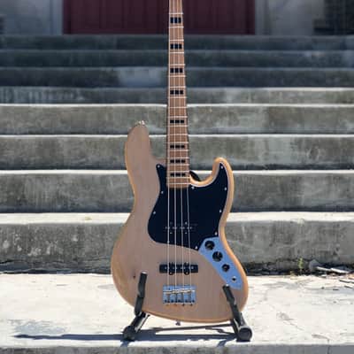 Squier Classic Vibe 70's Jazz Bass Guitar  Natural image 1