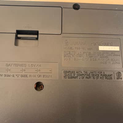 Yamaha PSS-130 PortaSound 1908s Electronic Keyboard Synth VGC in Box w Org. Power Supply image 13