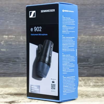 Sennheiser e 902 Dynamic Cardioid Bass / Kick Drum Instrument Microphone image 7