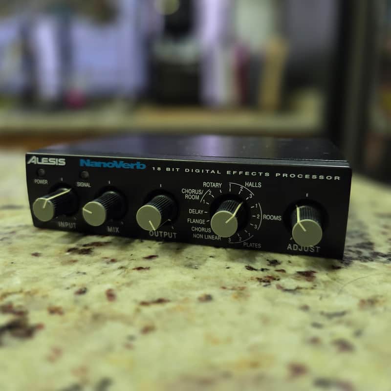 Alesis Nanoverb 18-Bit Digital Effects Processor 1990s - Black image 1