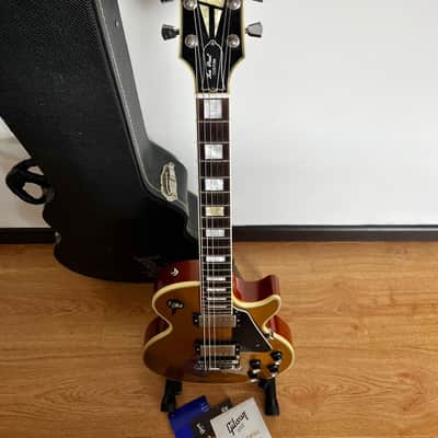 Gibson Gibson Les Paul Classic Custom 2011 Gold image 3