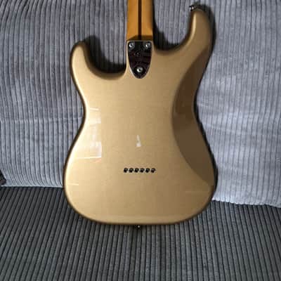 Fender Limited Edition Vintera '70s Stratocaster Hardtail 2020s - Firemist Gold CS '69 Pickups imagen 6