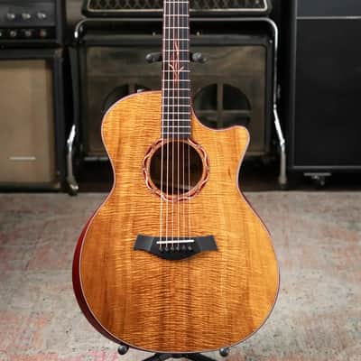 Taylor Custom Shop Master Grade Koa Grand Auditorium Acoustic/Electric Guitar with Hardshell Case - Used image 3