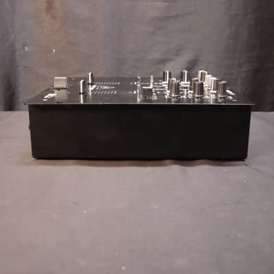 Behringer NOX101 2-Channel DJ Mixer VCA 2010s - Standard image 4