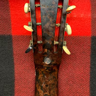1929 National Triolian Resophonic Guitar Walnut Sunburst image 15