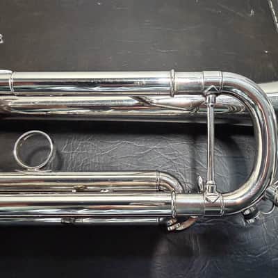 Yamaha YTR-6345S - Professional Bb Trumpet - Silver-plated w/ Case & MP image 8