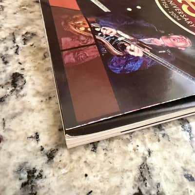 Fender Frontline 2004 catalog Stratocaster telecaster precision jazz bass jazz Master Jaguar twin reverb super BassMan image 4