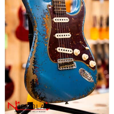 Fender Custom Limited Edition Roasted '60s Stratocaster Super Heavy Relic Aged Lake Placid Blue 3 Color Sunburst image 8