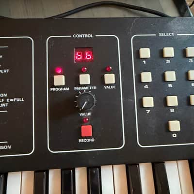 VTG Sequential Circuits Six-Trak Analog Synthesizer + Orig Box, Foam, Manual (Upgraded NVRAM) image 7