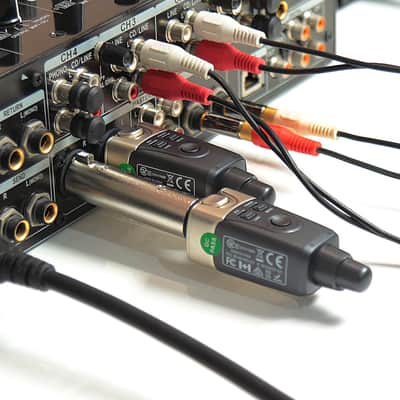 Xvive Dual U3 Wireless System for Audio image 15