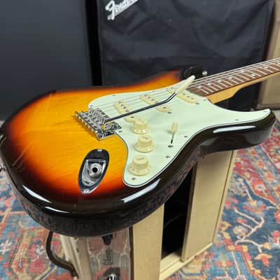 Fender Hybrid 60's Stratocaster w/USA Vintage '57-'62 Pickups - 2020 image 15