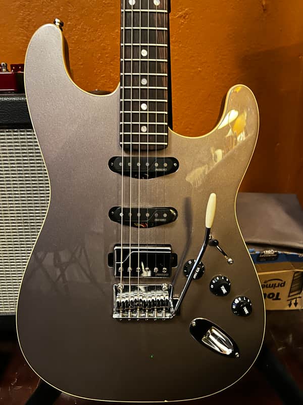Fender Aerodyne Strat Special HSS with Fishman Fluence pickups!