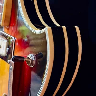 Original Kent 833 Violin style 1966 bass burst image 11