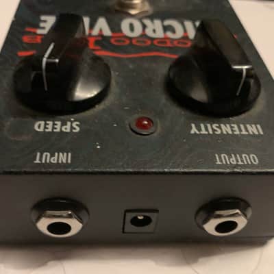Voodoo Lab Micro Vibe 2000s - Black image 3