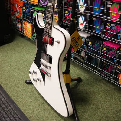Hagstrom Fantomen white electric guitar Left hand image 9