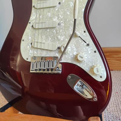 Fender Strat Plus with Maple Fretboard 1989 - 1994 - Midnight Wine image 2