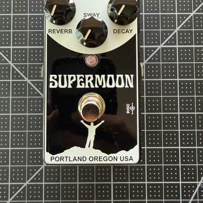 Mr. Black Supermoon Reverb | Reverb