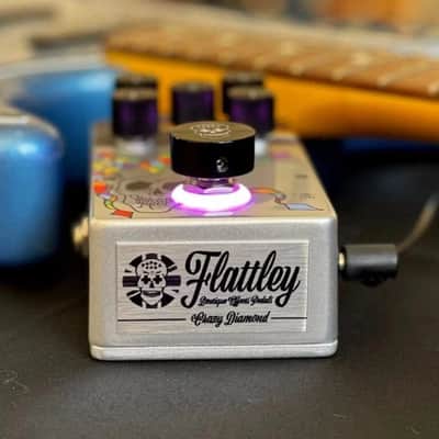 Flattley Boutique Effects Pedals Guitar Silver Range - Crazy Diamond Vibe Pedal image 5