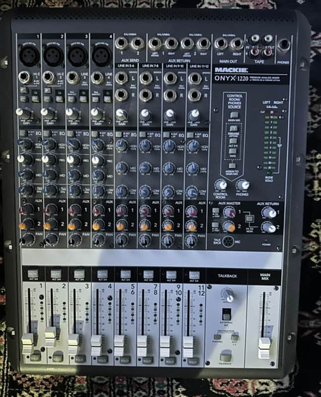 Mackie Onyx 1220 12-Channel Analog Mixer | Reverb