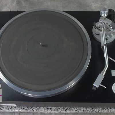 YAMAHA GT-750 Direct Drive Record Player Turntable in Very Good Condition image 8