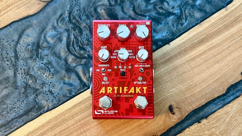 Source Audio Artifakt Lo-fi Elements