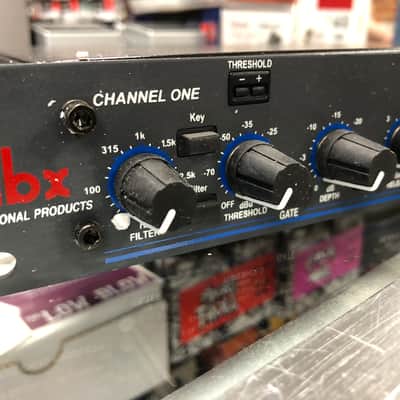 dbx 1074 Quad Gate image 1