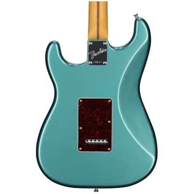 Fender American Professional Classic Stratocaster Electric Guitar, Rosewood Fingerboard (with Gig Bag) image 5