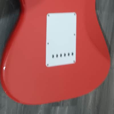 Fender Stratocaster 2010 - Fiesta red image 3