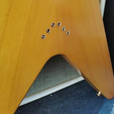 Epiphone 1958 Korina Flying V (White Pickguard) 2023 - Aged Natural image 14