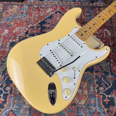 1972 Fender Stratocaster Reissue Model ST72-58US Vintage White 99-02 Vintage Collection image 4