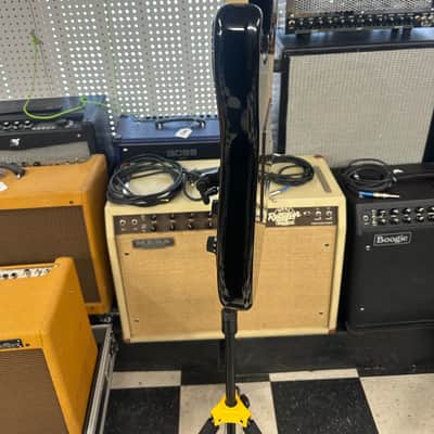 Squier Bullet Stratocaster HSS with Tremolo and Laurel Fretboard 2019 - 2020 - Brown Sunburst image 10