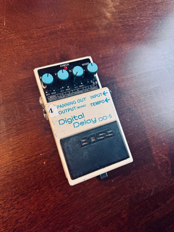 Boss DD-5