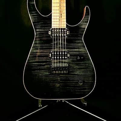 Siggery Heresy 6 - Black Flame image 2
