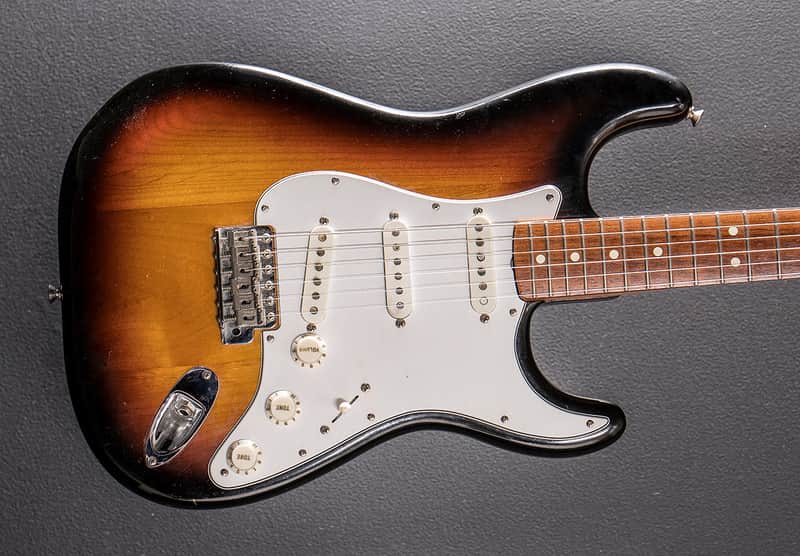 Fender Used American Vintage '62 Reissue Strat '82 image 1