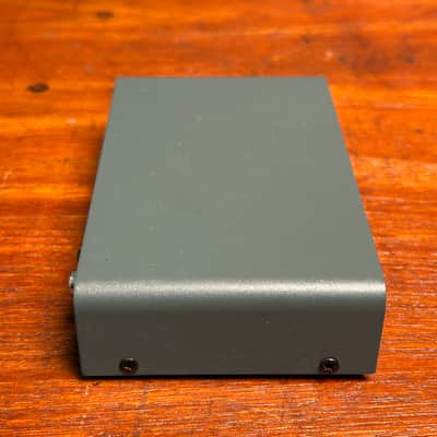 Midiman Flying Calf D/A 1999 - Hammered Gun Metal image 2