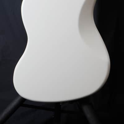 *NEW* 2025 Fender Made in Japan Traditional Collection '60s Jaguar – White Pearl / Gold, Matching Headstock MIJ image 3