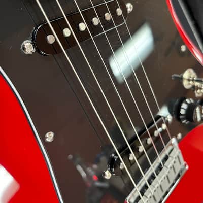 Fender Player Lead II 2020 - Present - Crimson Red Transparent image 5