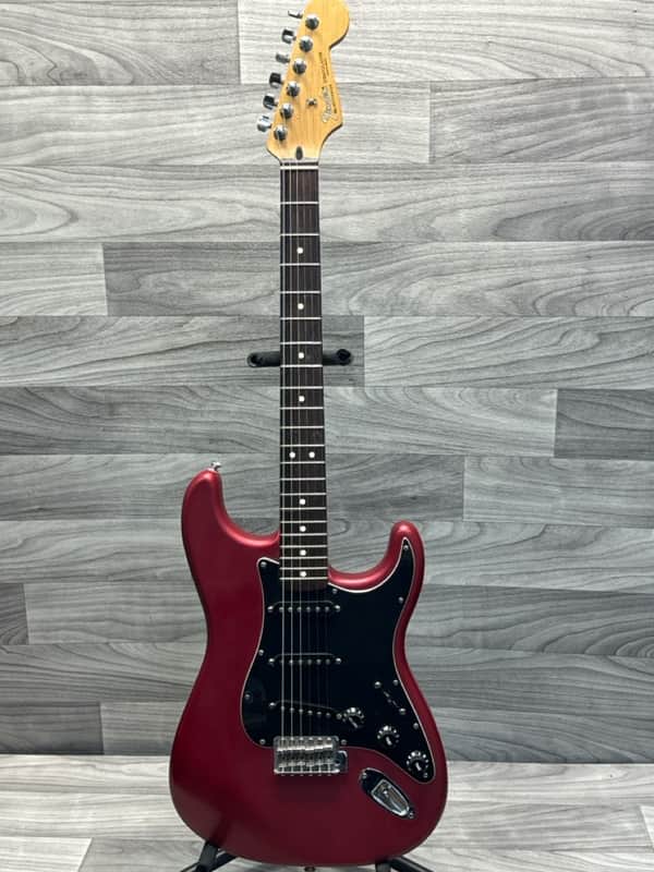 2005 FENDER STRATOCASTER MEXICO image 1