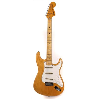 1975 Fender Stratocaster Natural image 2