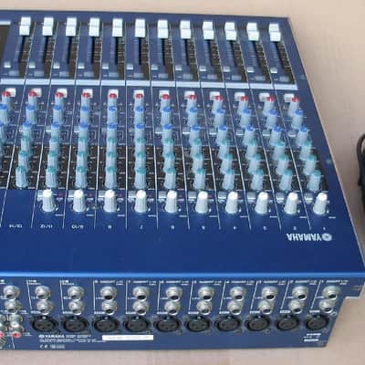 Yamaha MG16/4 Multi-Channel Analog 4 Buss Audio Mixer Recording / Live Sound w/ Power Supply image 2