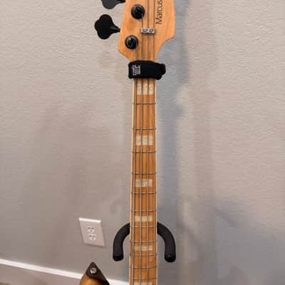 Sire Marcus Miller V7 Swamp Ash 4-String 2018 - Natural Satin image 3