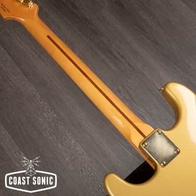 2004 Fender 50th Anniversary Classic 50's Stratocaster Aztec Gold image 15