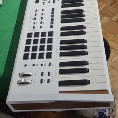 Immagine Arturia KeyLab 88 MkII MIDI Controller 2019 - Present - White - 2