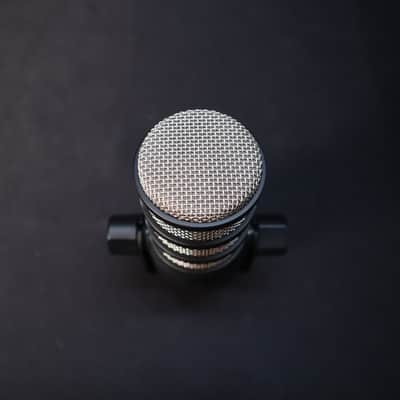 RODE PodMic Cardioid Dynamic Podcasting Microphone 2019 - Present - Black image 7